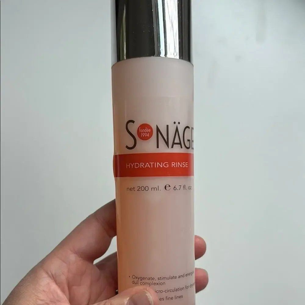 Hydrating Skincare Set - Silver and Cream